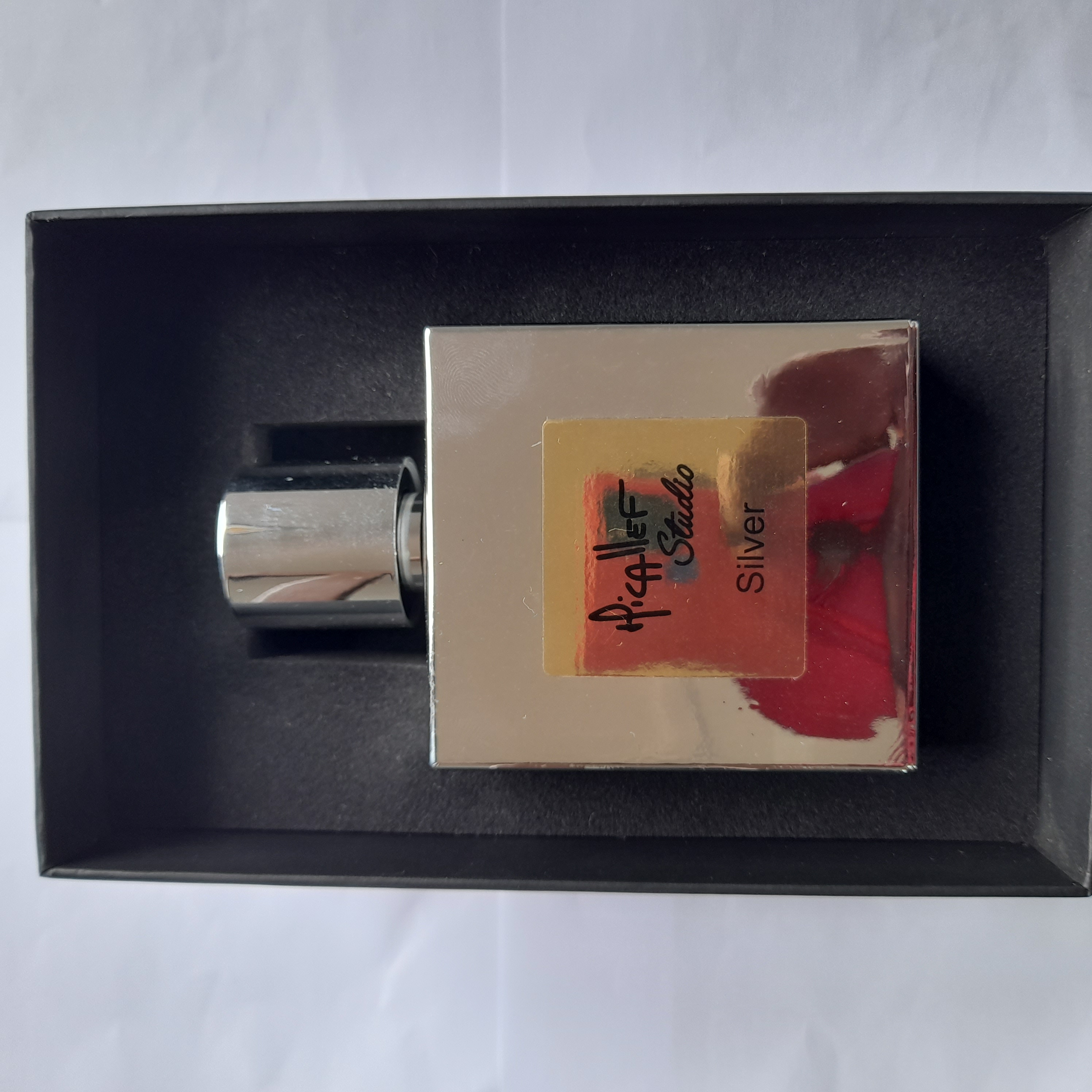 Studio Silver Eau de Parfum  - Micallef